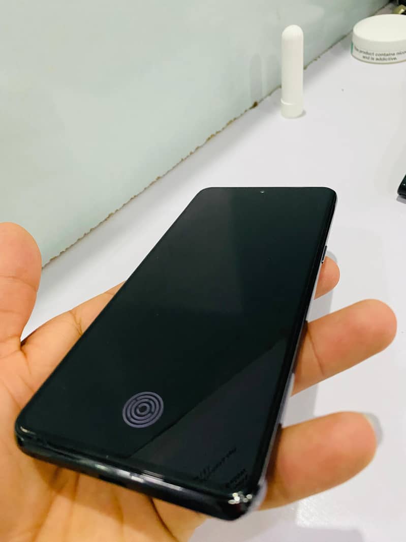 One Plus 10T 5