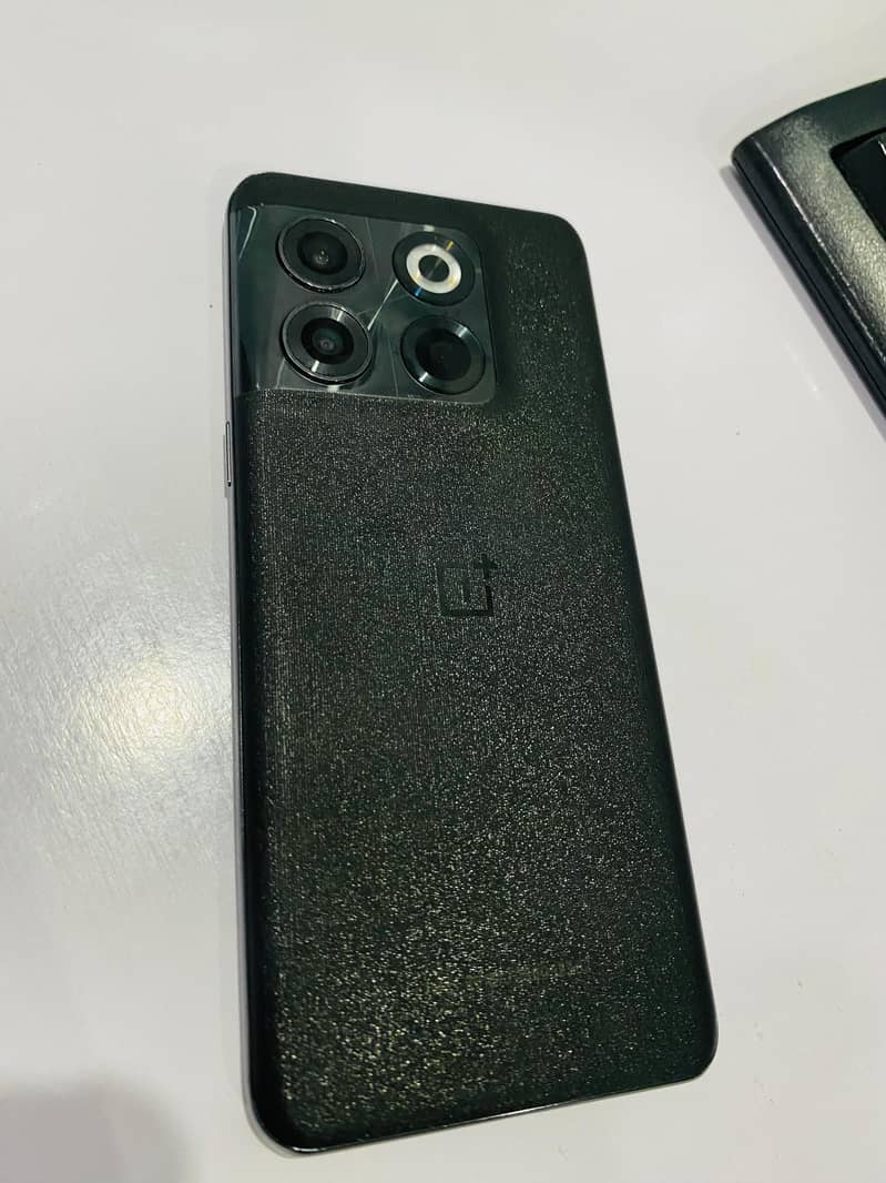 One Plus 10T 6