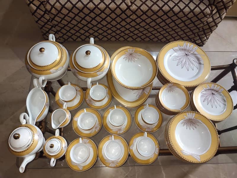 DINNER SET 0