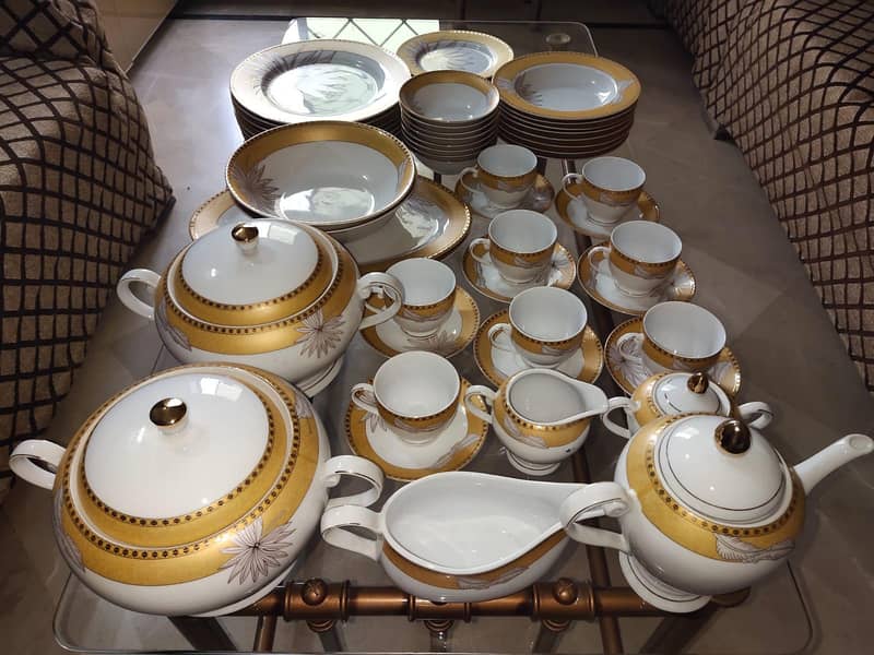 DINNER SET 4