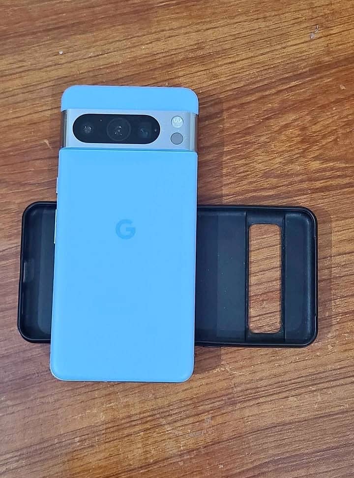 Google Pixel 8 Pro 0