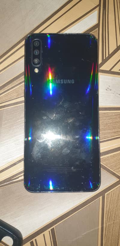 Samsung Mobile A50