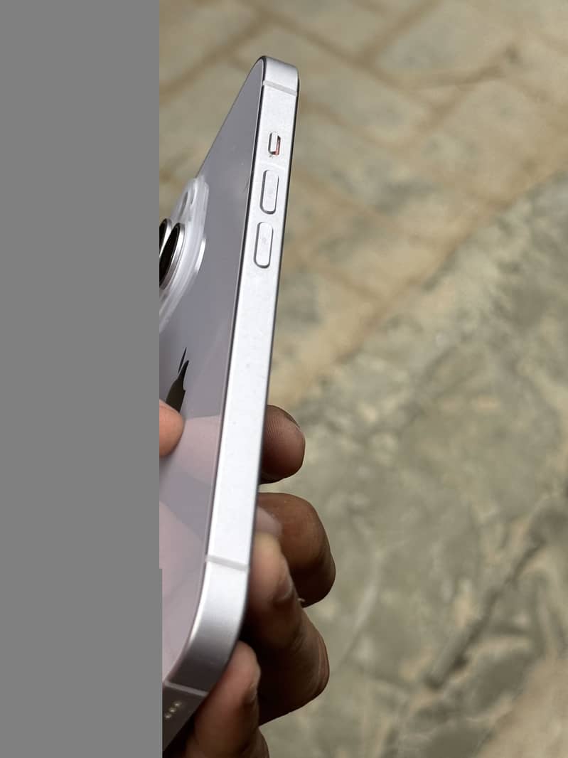 Apple iPhone 14 0