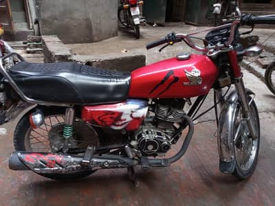 Honda CG 125 2022 Model – Red Color | Excellent Condition