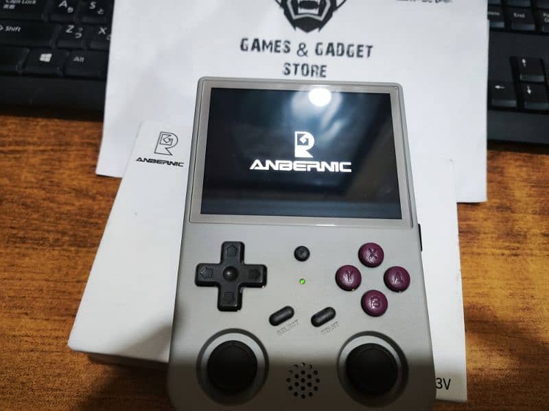 Anbernic RG353V (Android + Linux) Touch Screen - Box Pack - COD 9