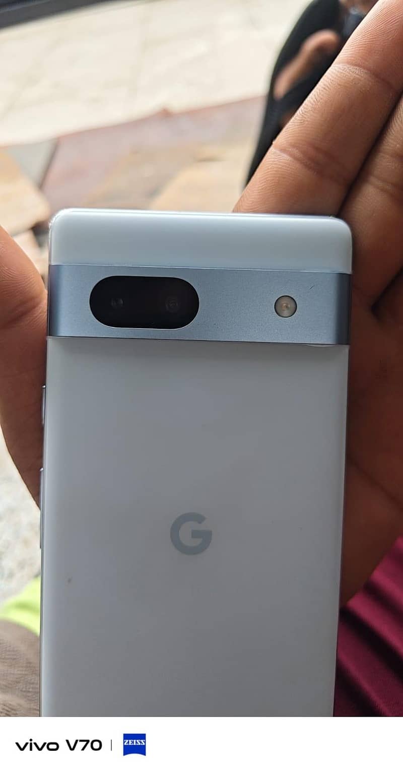 Google Pixel 7a 1