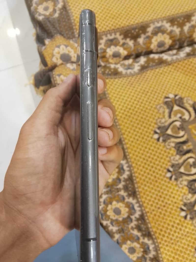 Google Pixel 7a 5