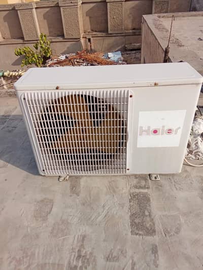 ac urgent sale