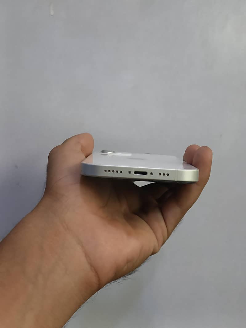 Apple iPhone 12 1