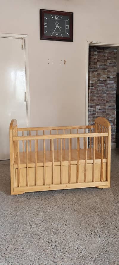 BABY COT