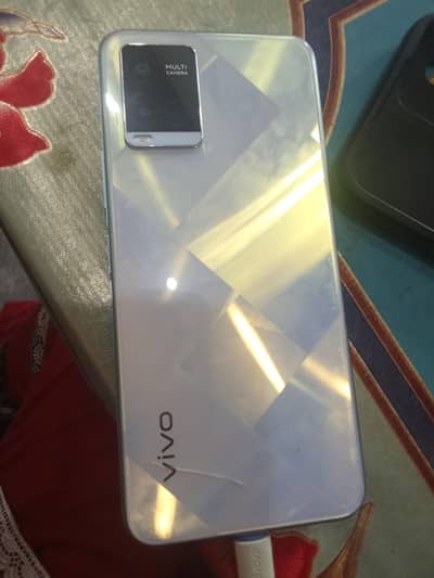 Vivo Y21