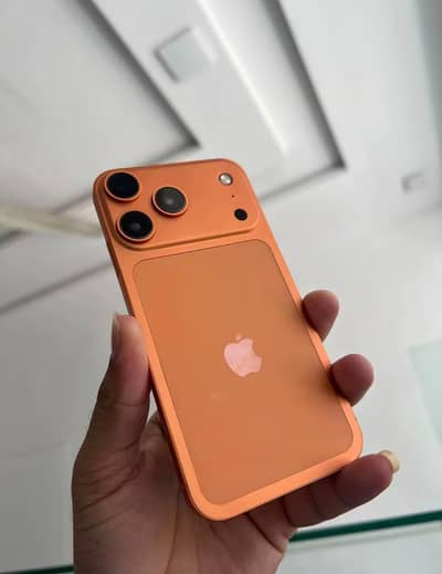 Apple iPhone XR convert 17 pro