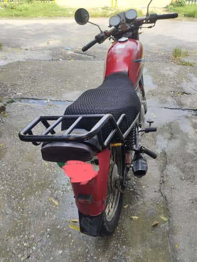 Suzuki Gs150 Red color
