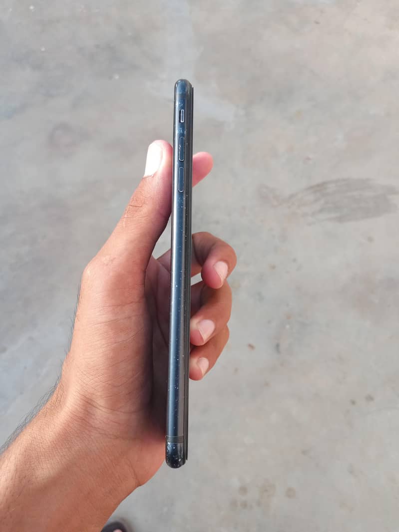 Apple iPhone 7 Plus 2