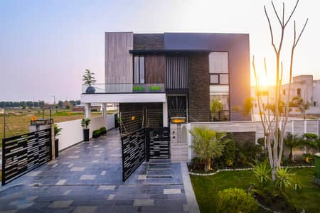 1 Kanal Luxury House for Sale in Lake City