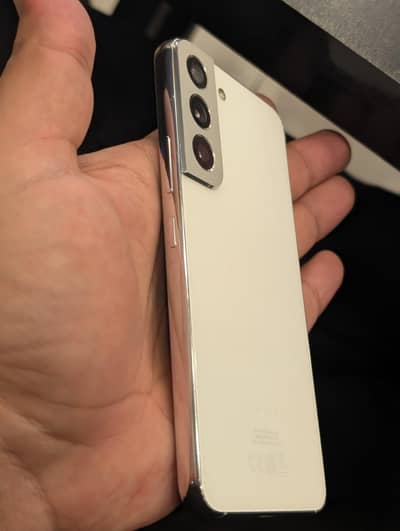 Samsung Mobile S22 Plus