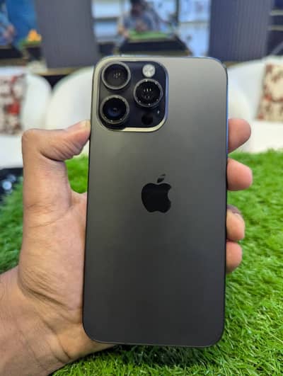 iPhone 15 Pro Max 256GB Black – 95% BH – Like New JV