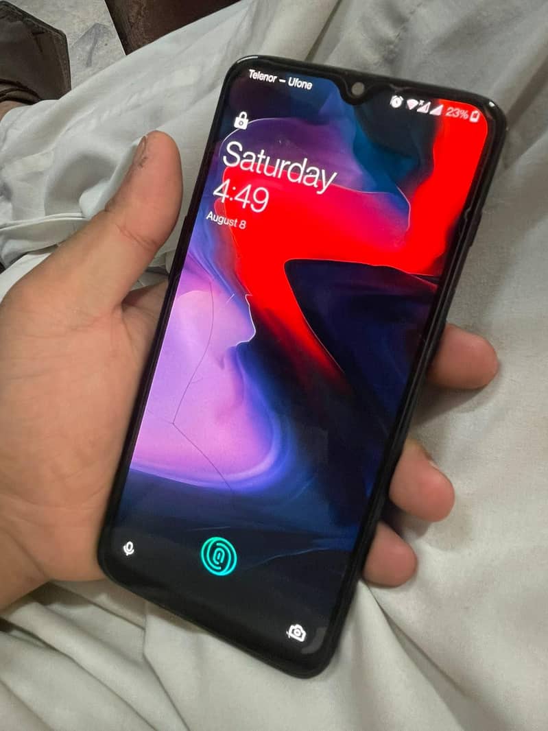 One Plus 6T 5
