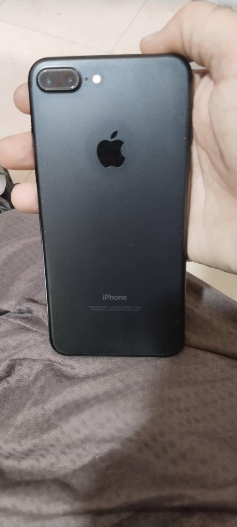 Apple iPhone 7 Plus 1