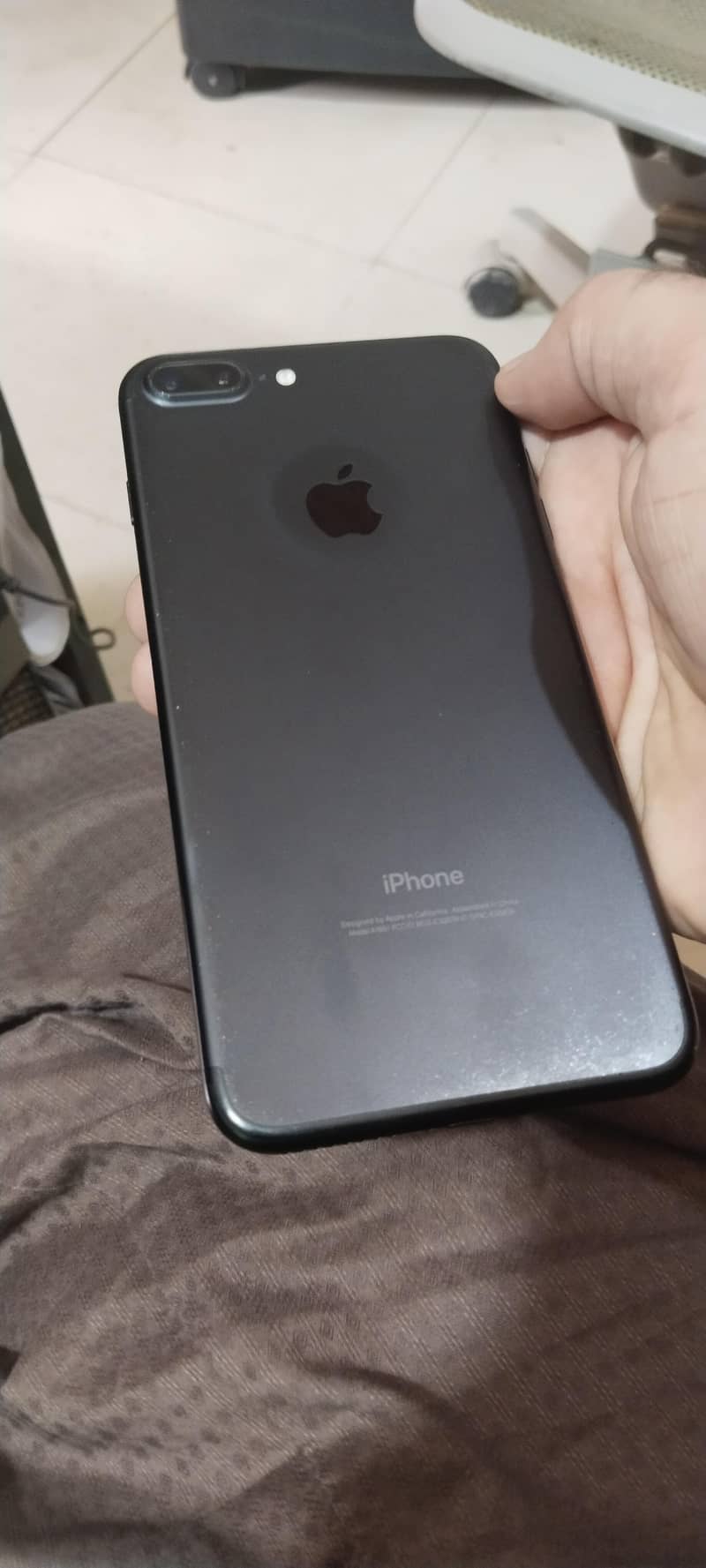 Apple iPhone 7 Plus 2