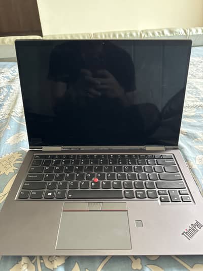 Lenovo thinkpad x1 yoga 360 i7 8th