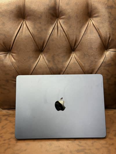 MACBOOK AIR M2 8/256gb