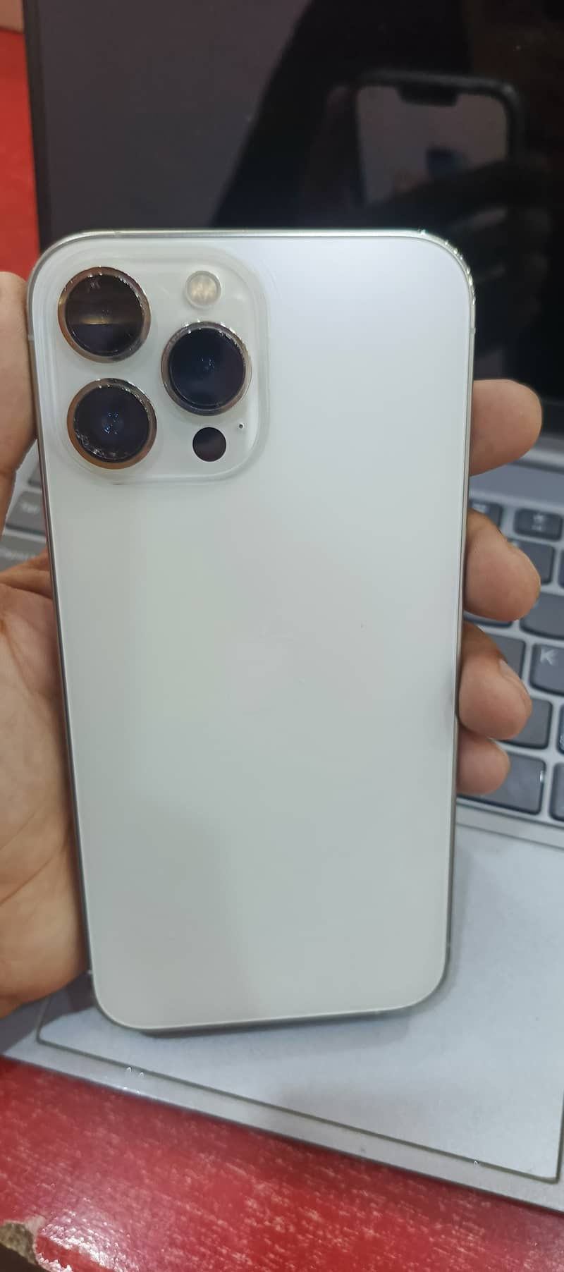 iPhone 13 pro max 1