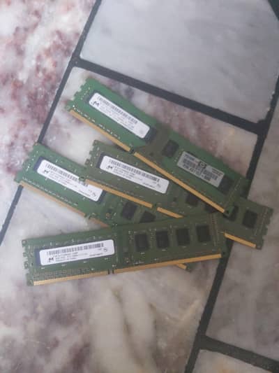 8gb DDr3 ram (2gb 4 sticks) negotiable