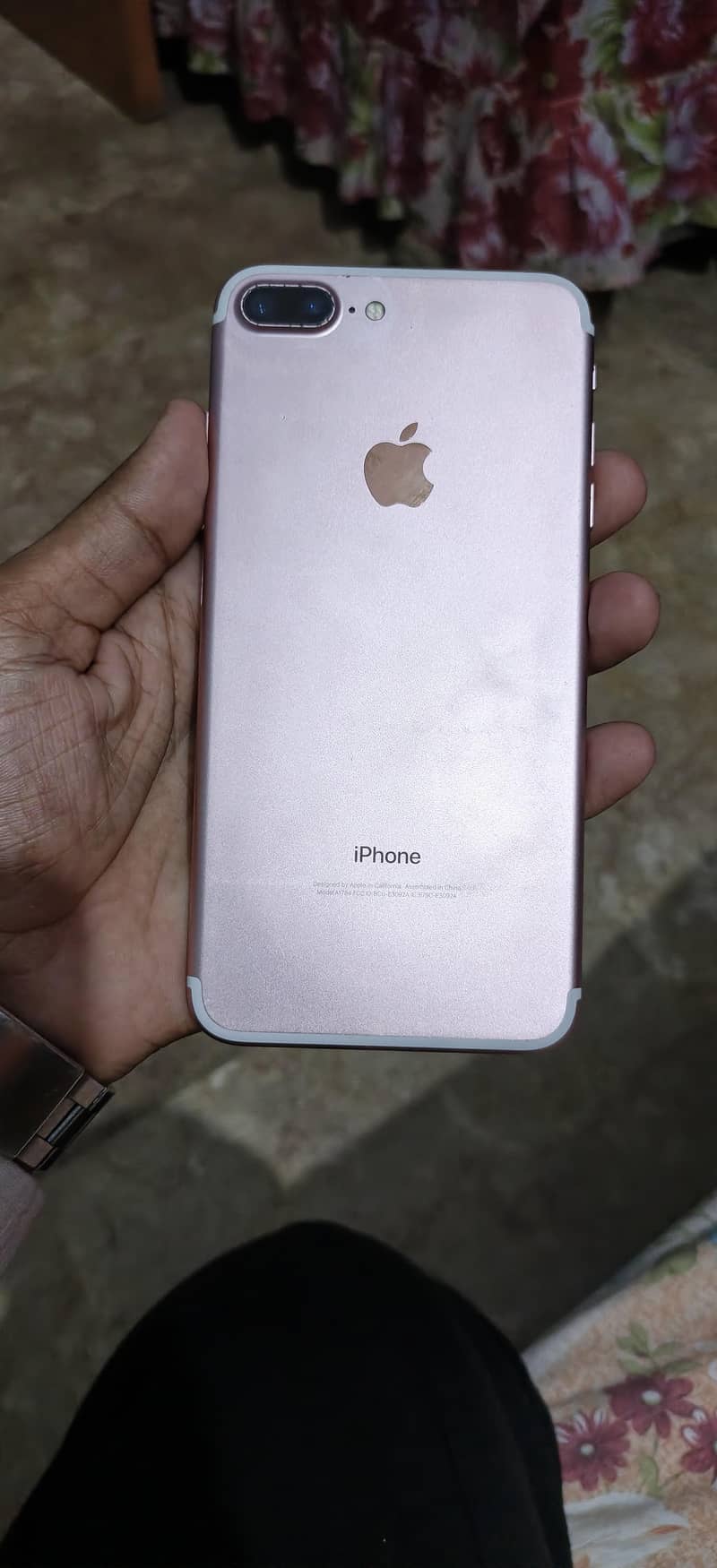 Apple iPhone 7 Plus 1