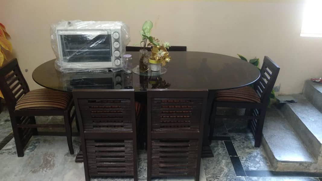 Dinning table set 0