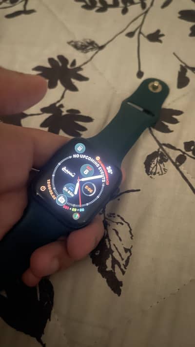 Series 6 44mm urgent sale (without box)