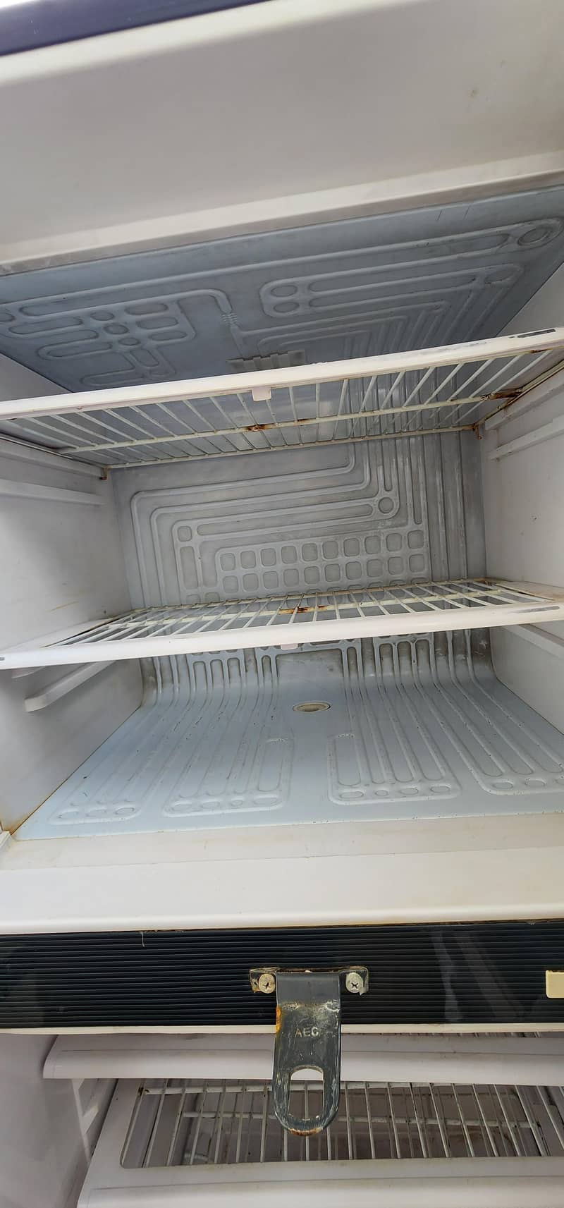 Waves Refrigerator 3