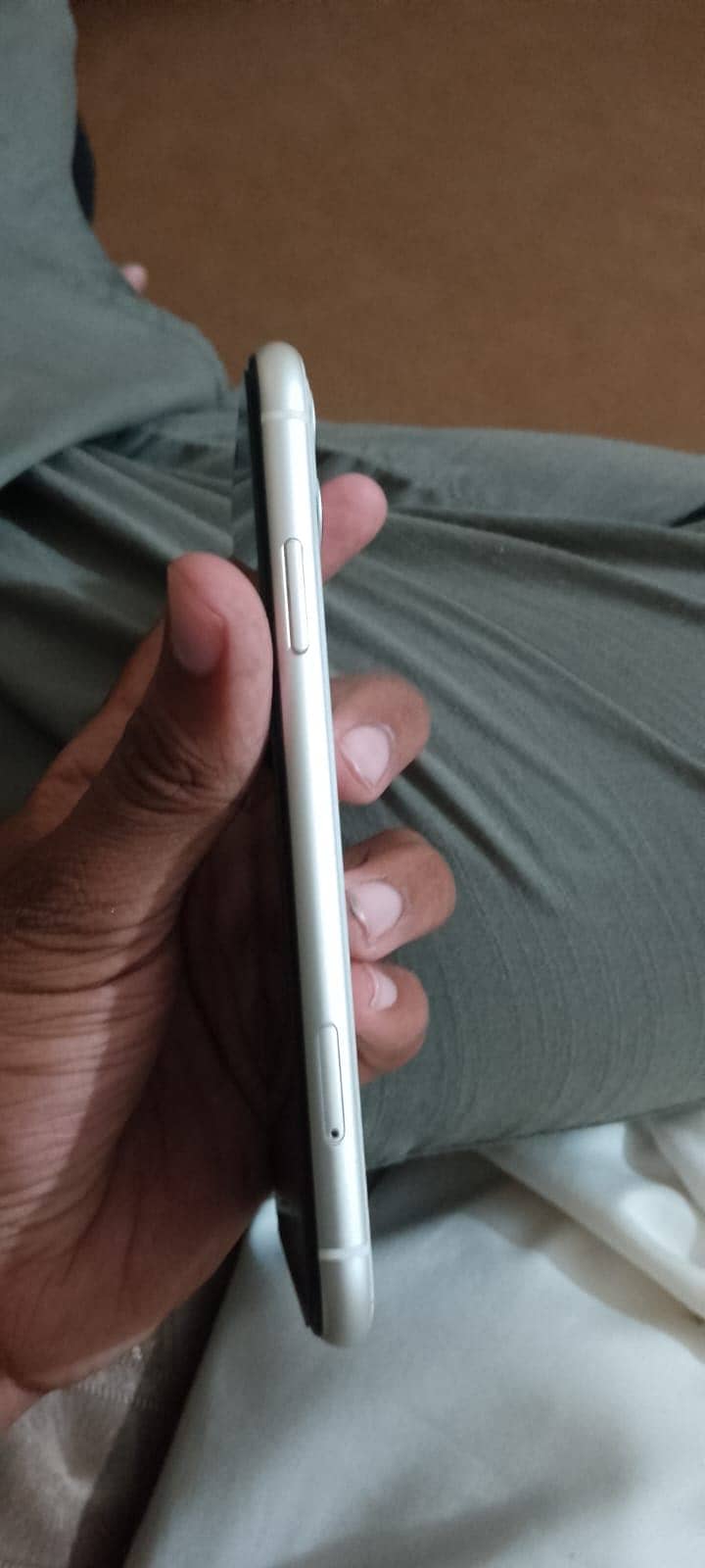 Apple iPhone 11 0