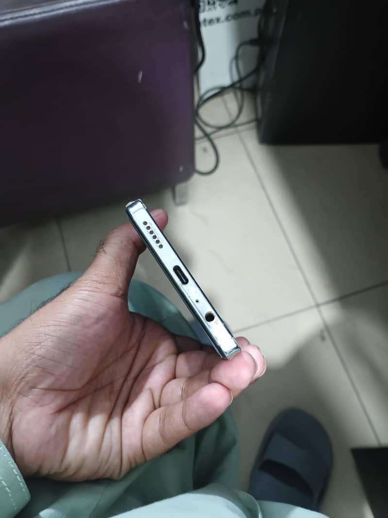Tecno CAMON 30 2