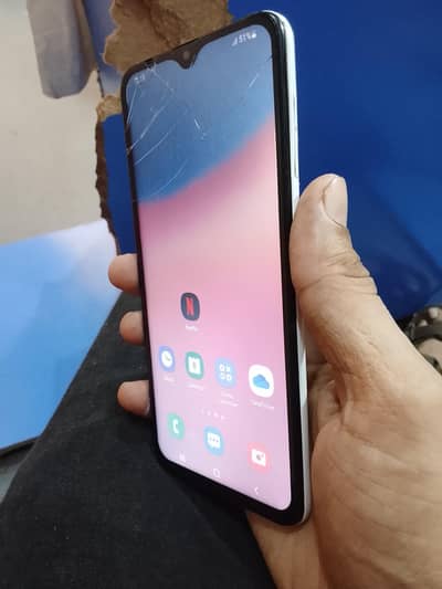 Samsung Mobile A30s