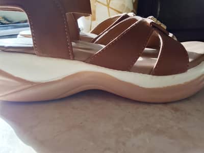 new ladies kito