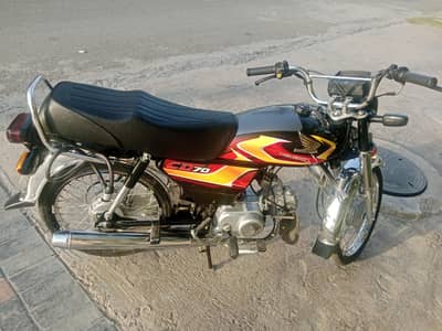 Honda 70cc for sale colour black