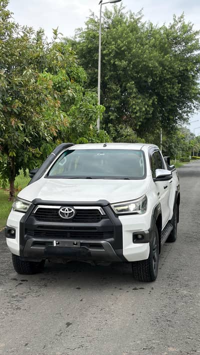 Toyota Hilux Revo Face-lift to Rocco 2019 Model Total Geniune