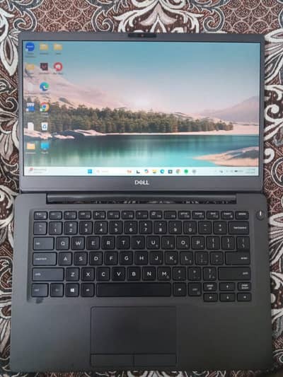 Dell Latitude 7300