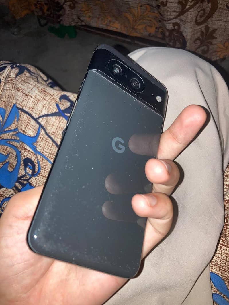 Google Pixel 8 2