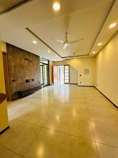 D-17/2 MVHS F Road 9 Marla Pine Villa Available For Sale