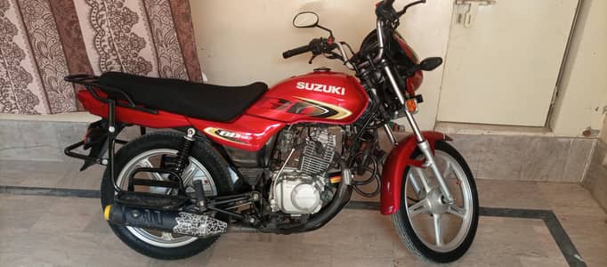 suzuki Gd 110s model 2022 self start candition 10/10