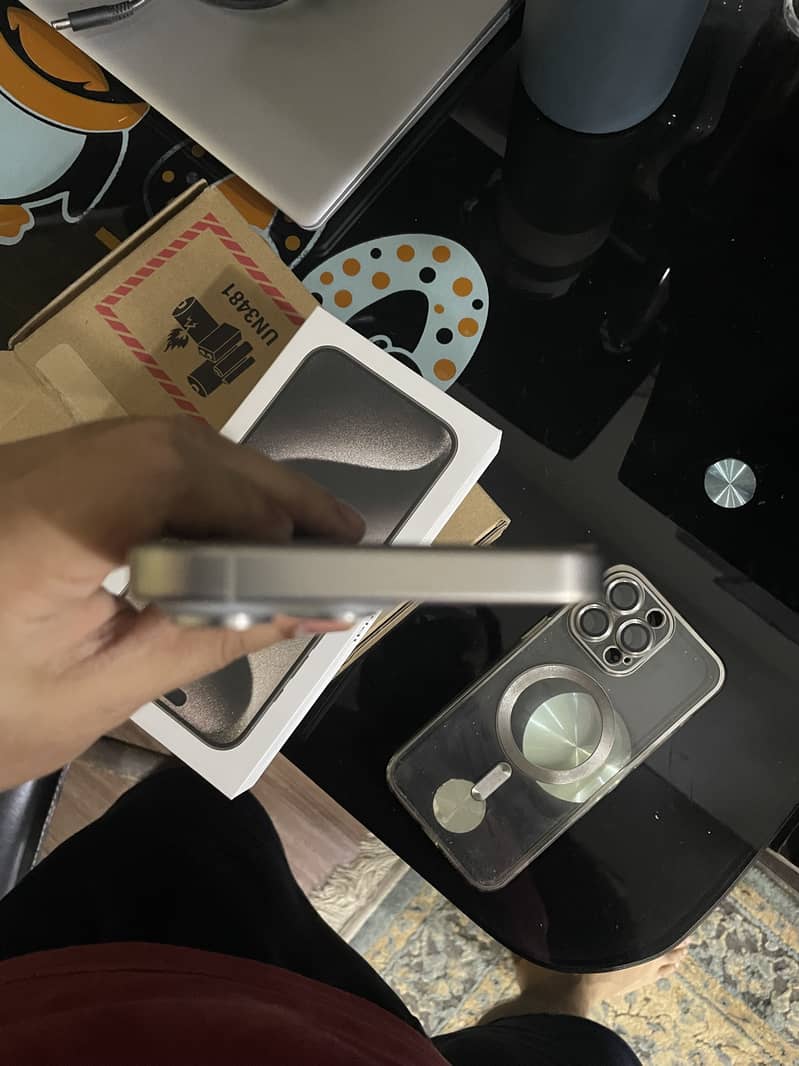 Apple iPhone 15 Pro Max 5