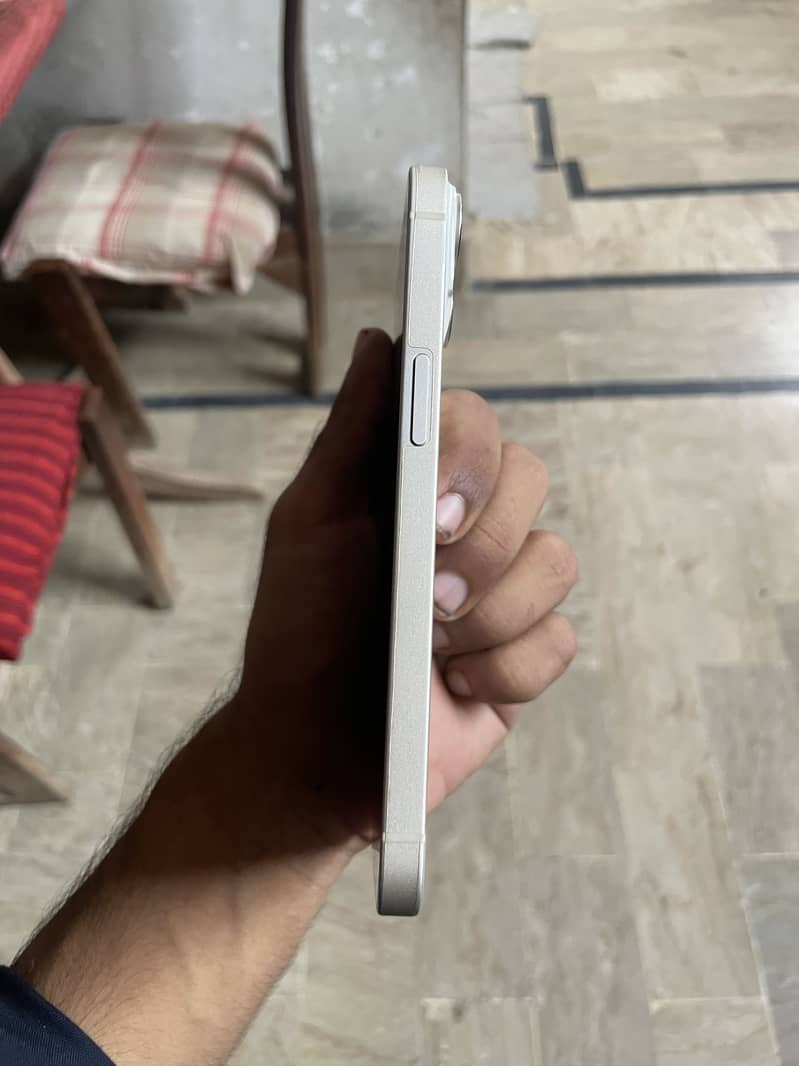 iPhone 14 0