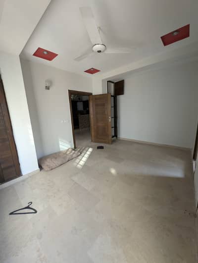 2 bed unfinished apartment available for rent on monthly basis