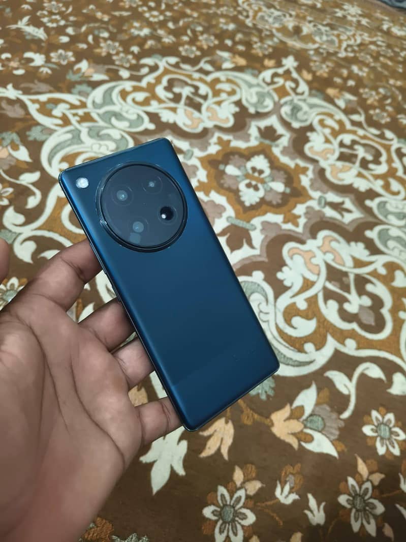 Infinix Zero 40 7