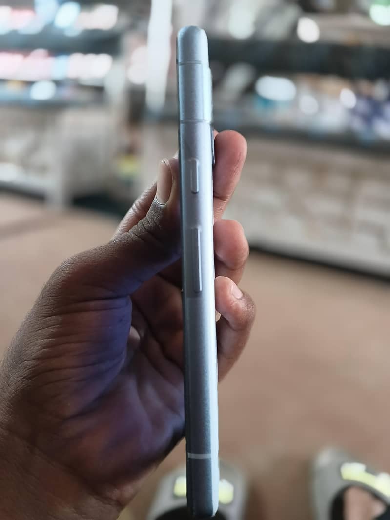 Google Pixel 7a 2