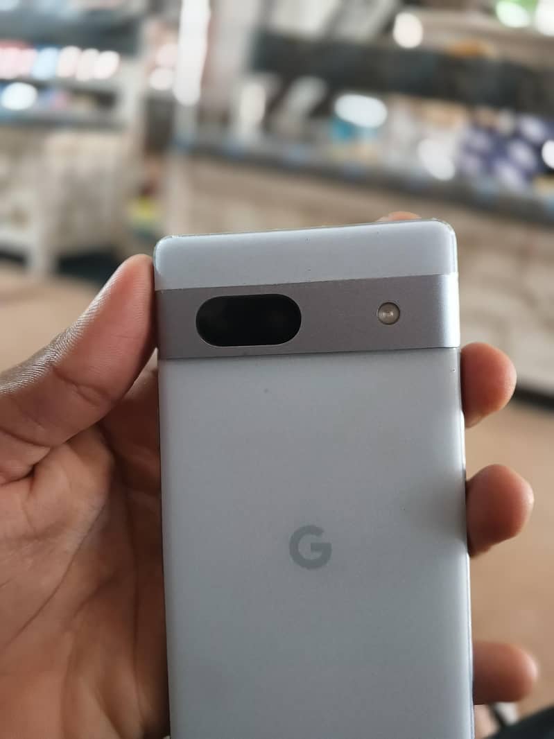 Google Pixel 7a 4