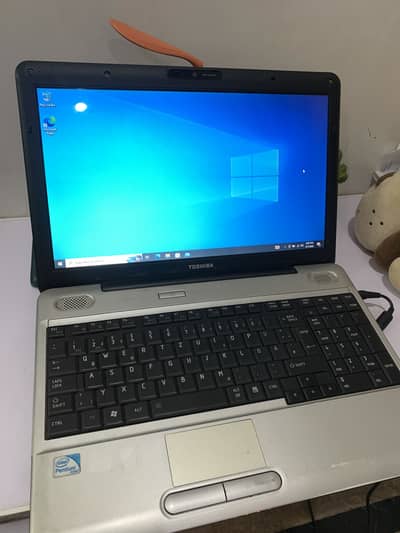 TOSHIBA SATELLITE