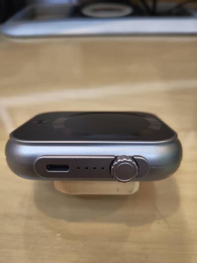 UM2 Wireless & Wired Fast Charger + Power Bank (03218876152)